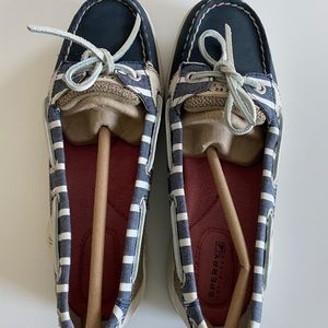 New Sperry Navy Angelfish Boat Shoes, Ladies 7